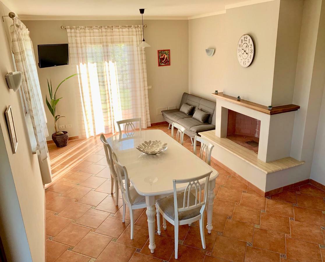 Villa Gli Eucalipti Cerveteri Bagian luar foto